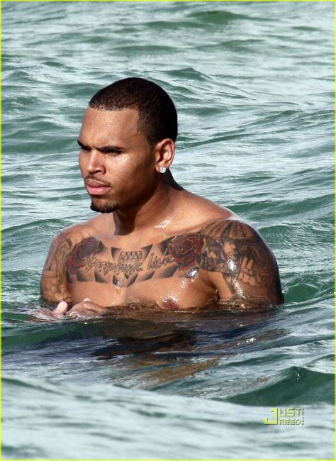 Chris Brown Shirtless Miami Beach Bum Photo Chris Brown