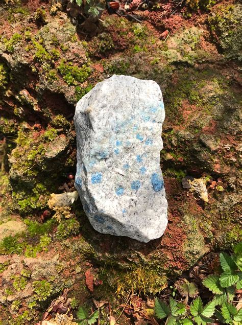 K2 Stone Raw Standing Stone Azurite In Granite Pakistan 2094 Grams