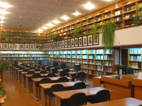 Biblioteka URK - Czytelnie