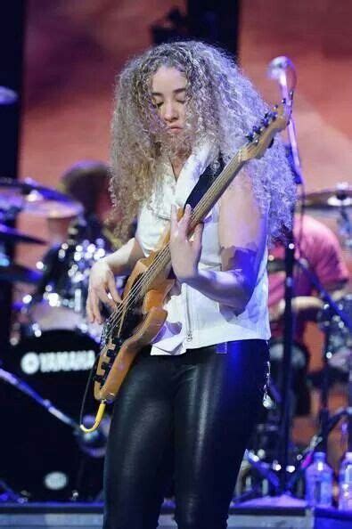 Tal Wilkenfeld Female Musicians Female Guitarist Tal Wilkenfeld