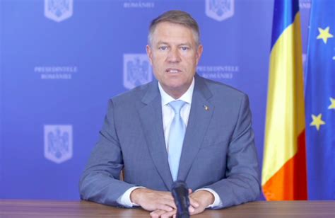 President trump meets with the president of romania (48587210446) (cropped).jpg384 × 423; Klaus Iohannis: Apreciez munca celor din prima linie, astăzi în mod special felicitări ...