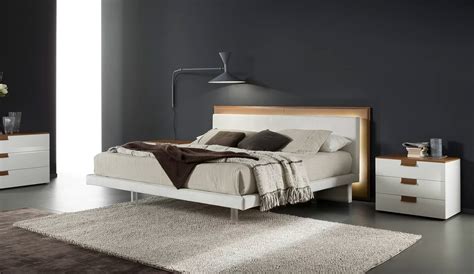 Check spelling or type a new query. 51 Modern Platform Beds To Refresh Your Bedroom