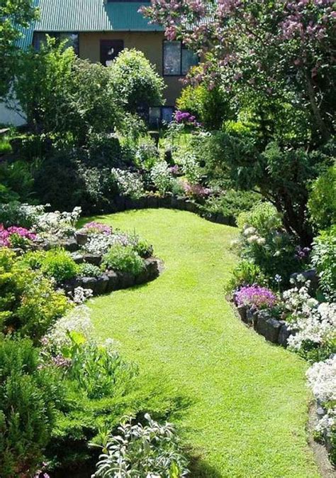 45 Stunning Small Cottage Garden Ideas For Backyard Inspiration Small