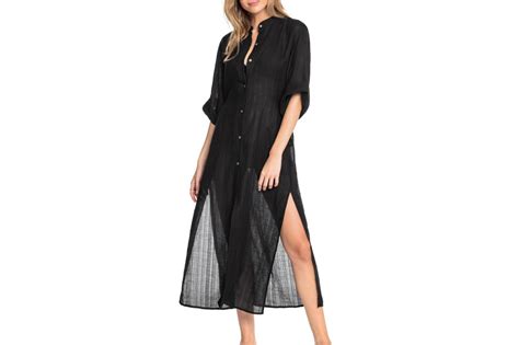 13 Best Beach Cover Ups For Women Over 50 To Rock With Confidence