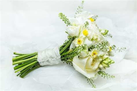 A Simple Elegant Wedding Bouquet Perfect For A