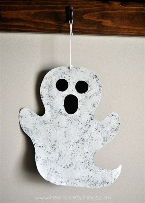 Halloween Sponge Painted Ghost Craft Ghost Crafts Fun Halloween