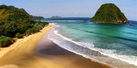 7 Exotic Unspoiled Beaches In Indonesia Authentic Indonesia Blog