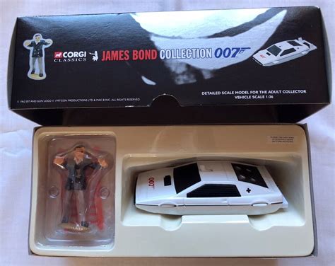 Corgi Classics James Bond Collection Lotus Esprit Jaws Figure Set Ebay