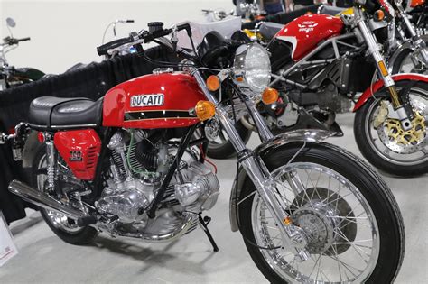 Oldmotodude 1974 Ducati 750 Gt Sold For 29700 At The 2019 Mecum Las