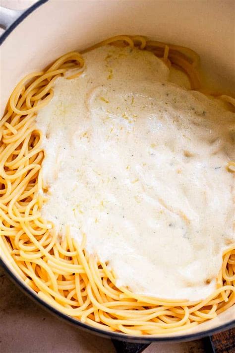 This Quick And Easy Cream Cheese Spaghetti Is A Comforting Pasta Dinner