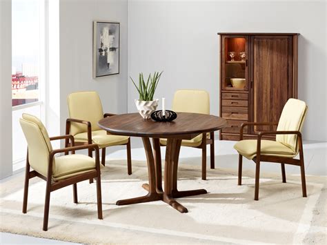 We did not find results for: DAM 2000 / Green's Interiors. runder Esstisch Nussbaum ...