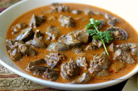 Mix the tomato ketchup, hot chilli sauce and smoked paprika together and spread over the chicken. Recipe of the day: Peri peri chicken livers - Springs ...