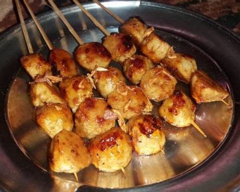 Walaupun banyak dijual tepung jadi untuk membuat fried chicken, akan tetapi buatan 'homemade' selalu yang paling enak. Cara Membuat Bakso Bakar untuk Dijual atau Sekedar ...