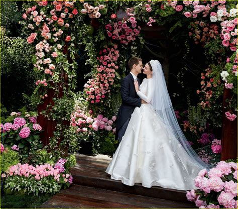 I am primarily known for my landscape and cityscape photography work in atlanta and the southeast united states. Miranda Kerr & Evan Spiegel Pose in Wedding Photos for 'Vogue': Photo 3929056 | Evan Spiegel ...