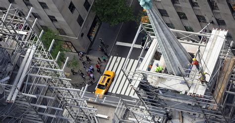 Trapped Workers Rescued From Nyc Scaffolding