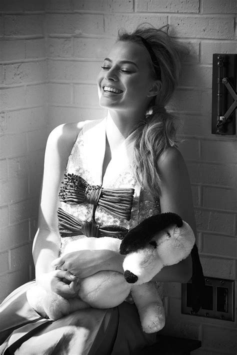 Margot Robbie Vogue Australia Photoshoot November 2013 Margot Robbie Photo 39747486 Fanpop