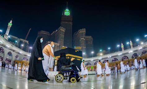 Kaaba S Black Stone In Makkah Seen Like Never Before In 49 000