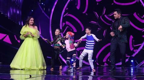 Indian Idol 12 Neha Kakkar Aditya Narayan Flaunt Sassy Moves On Dilbar Song With Super Dancer