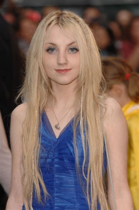 Evanna Lynch S Biography Wall Of Celebrities