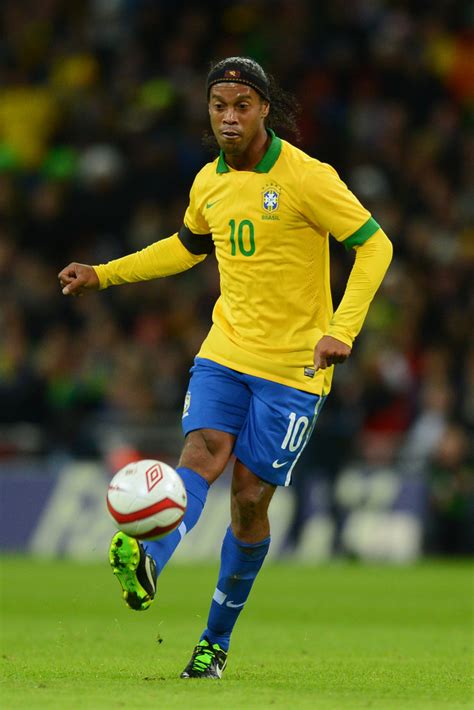 Ronaldinho Soccer Photo 39101658 Fanpop