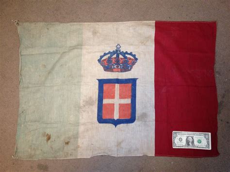 Italy did not annex nice and corsica, nor did they lose south tyrol until the german invasion. Kingdom of Italy Flag
