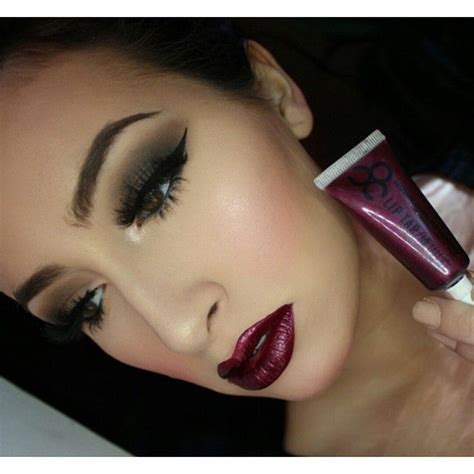 Taya Vanessa On Instagram “seductive Makeup Look Wearing Toofaced Natural Eyes Palette And