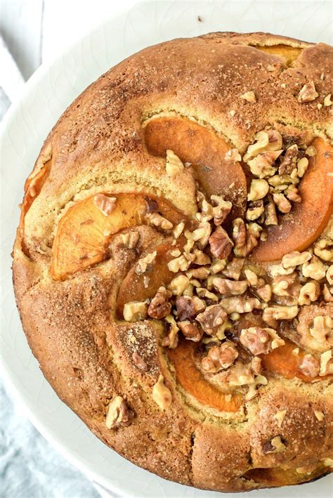 It's food on the move with ina as she shares pro tips for perfect portable. Ina Garten's Fresh Peach Cake - Bunny's Warm Oven | Peach ...