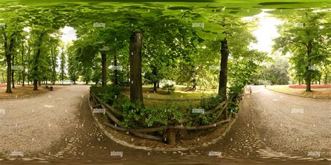 Giardini Pubblici Indro Montanelli Stockfotos Und Bilder Kaufen Alamy