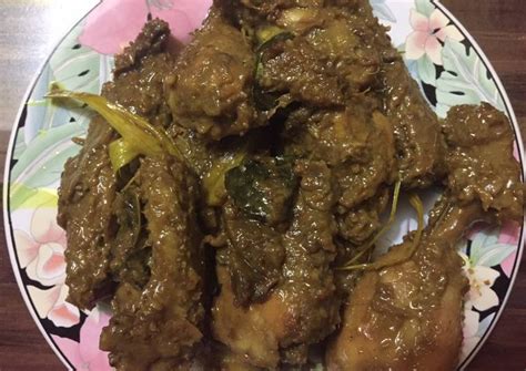 Resep ayam rendang dengan menggunakan bumbu yang asli, masih dilestarikan dengan baik oleh masyarakat minangkabau. Resep Rendang Ayam Tanpa Cabe Oleh Fitria Kusuma Dewi Cookpad