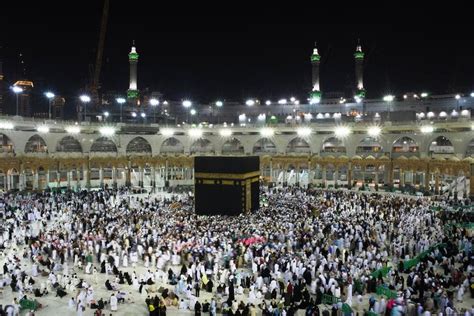 Saudi Arabia More Than 2 Million Muslims Attend Last Quran Recitation