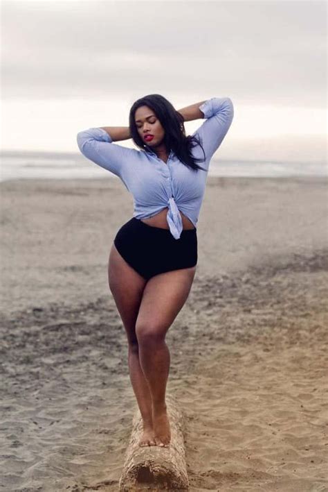 Plus Size Models Recreate The Karjenner S Calvin Klein Underwear Ads Curvy Girls Are Tired Of