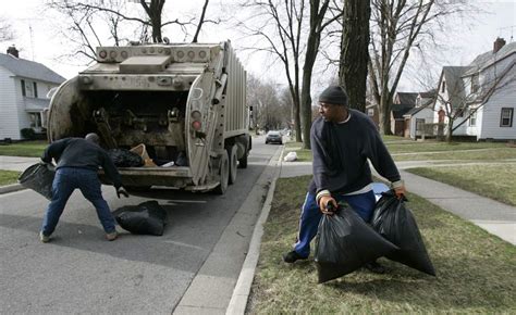 Mayor Advises City To Keep Own Crews On New Trash Trucks The Blade