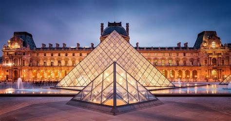August 10 1793 Marked The Opening Of The Louvre Museum In Paris By
