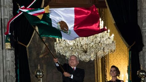 ¿por Qué El Grito De Independencia Se Da En El Zócalo Y No En Dolores