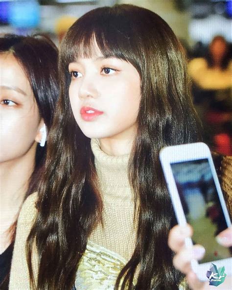 Blackpink Lisa Airport Fashion 27 March To Japan 24