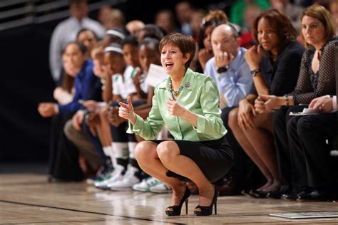 Legendary Women S Basketball Coach Muffet Mcgraw Not Happy With College Football The Spun