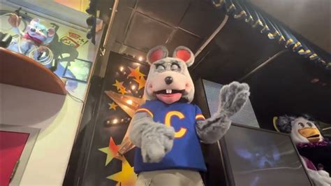 Chuck E Cheeses Northridge Ca Up Close And Personal Close Up With