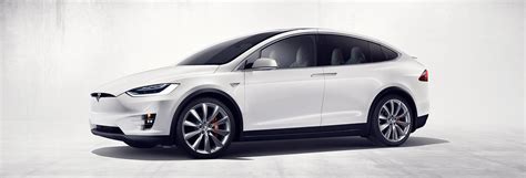 Tesla Recalls 2700 Model X Vehicles After Discovering A Faulty Hinge