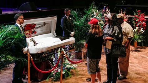 Chuck Berry Fans Pay Their Final Respects To The Johnny B Goode Legend