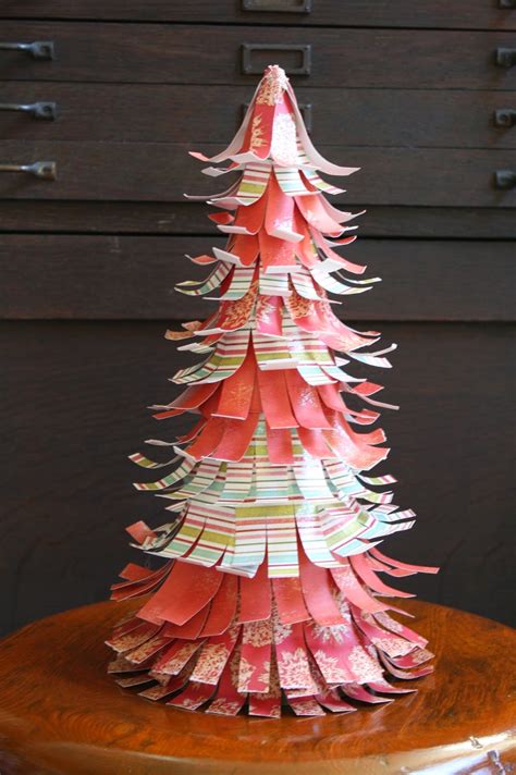 Umelecky Paper Christmas Trees