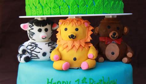 Kue ulang tahun anak cara menghias dan membuat cake ultah tart frozen gamar roti bolu unik dengan harga yang murah bentuk hello kitty lucu anak perempuan. 10 Model Kue Ulang Tahun Anak Tema Hewan-Hewan Lucu ...