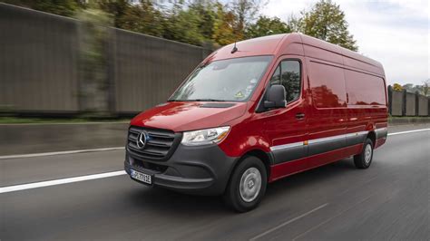 Electric Mercedes Sprinter Van Travels Nearly 300 Miles On A Single
