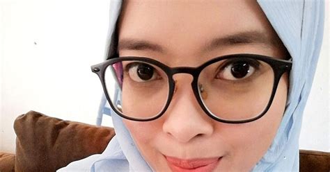 Mana itu janji mp3 download gratis mudah dan cepat di metrolagu, stafaband. Sharinaz Redwan