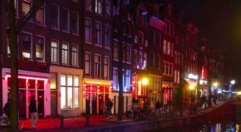 10 best sex shows in amsterdam the guide to amsterdam sex shows amsterdam red light district