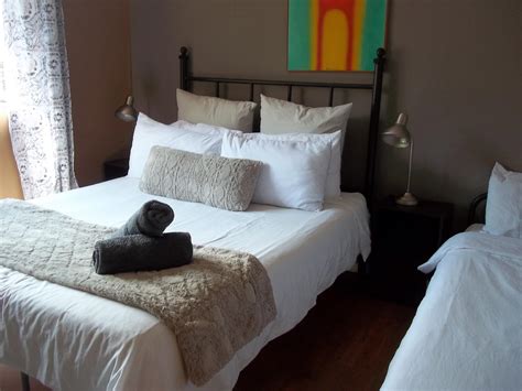Stumble Inn Backpackers Lodge, Stellenbosch - Booking Deals, Photos