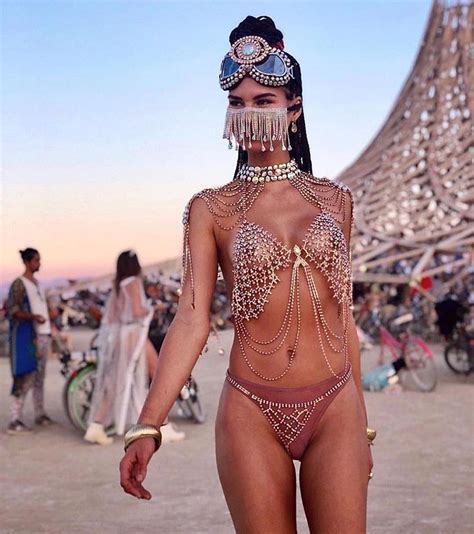 Best Outfits Of Burning Man 2019 Fashion Inspiration And Free Nude