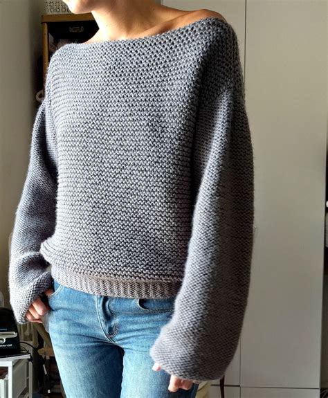 Read a bit about the add this pattern to your ravelry queue here. No Purls Sweater Pattern, V Back Knit Slouchy Sweater ...