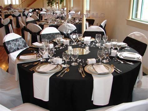 24 Elegant Black And White Table Decor In 2020 With Images White
