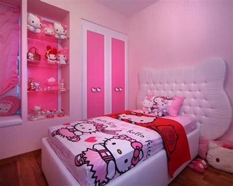 Hello kitty is the cat's meow. 15 Adorable Hello Kitty Bedroom Ideas for Girls - Rilane