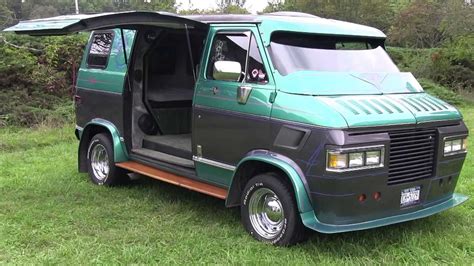 Crazy Cool 70s Custom Chevy Van Is Decorated With Dragons